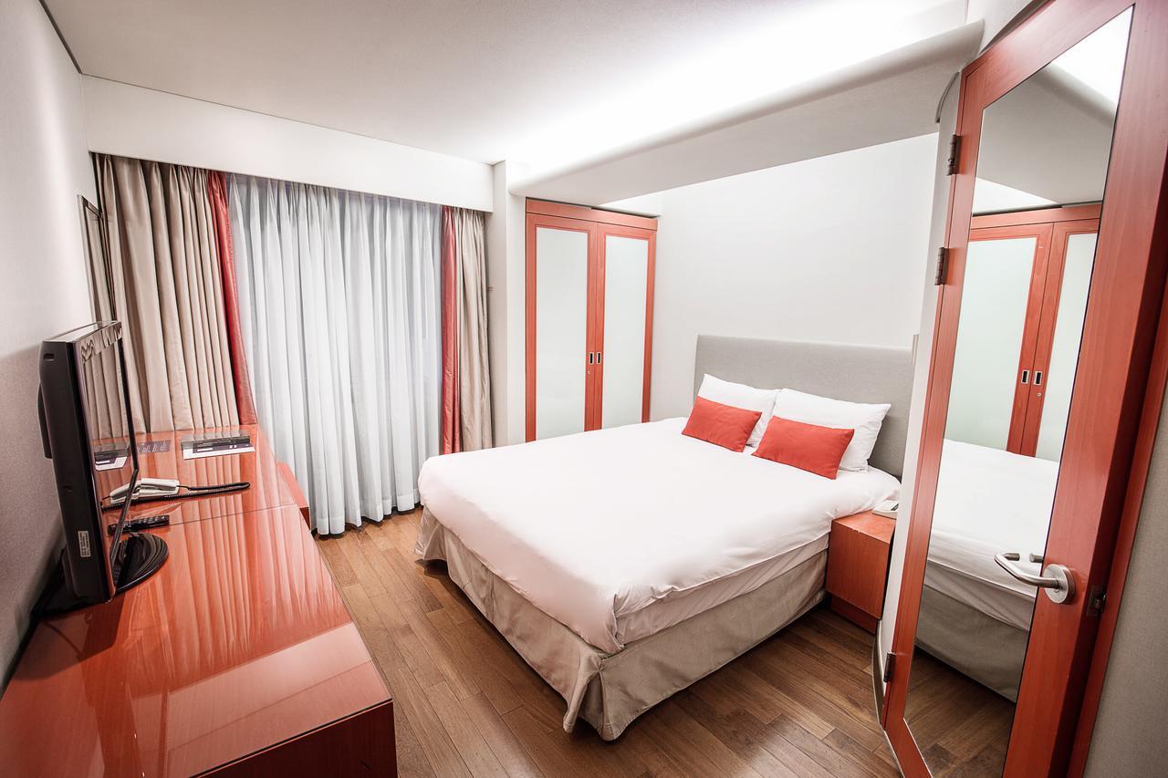 Hotel Prince Seul Esterno foto