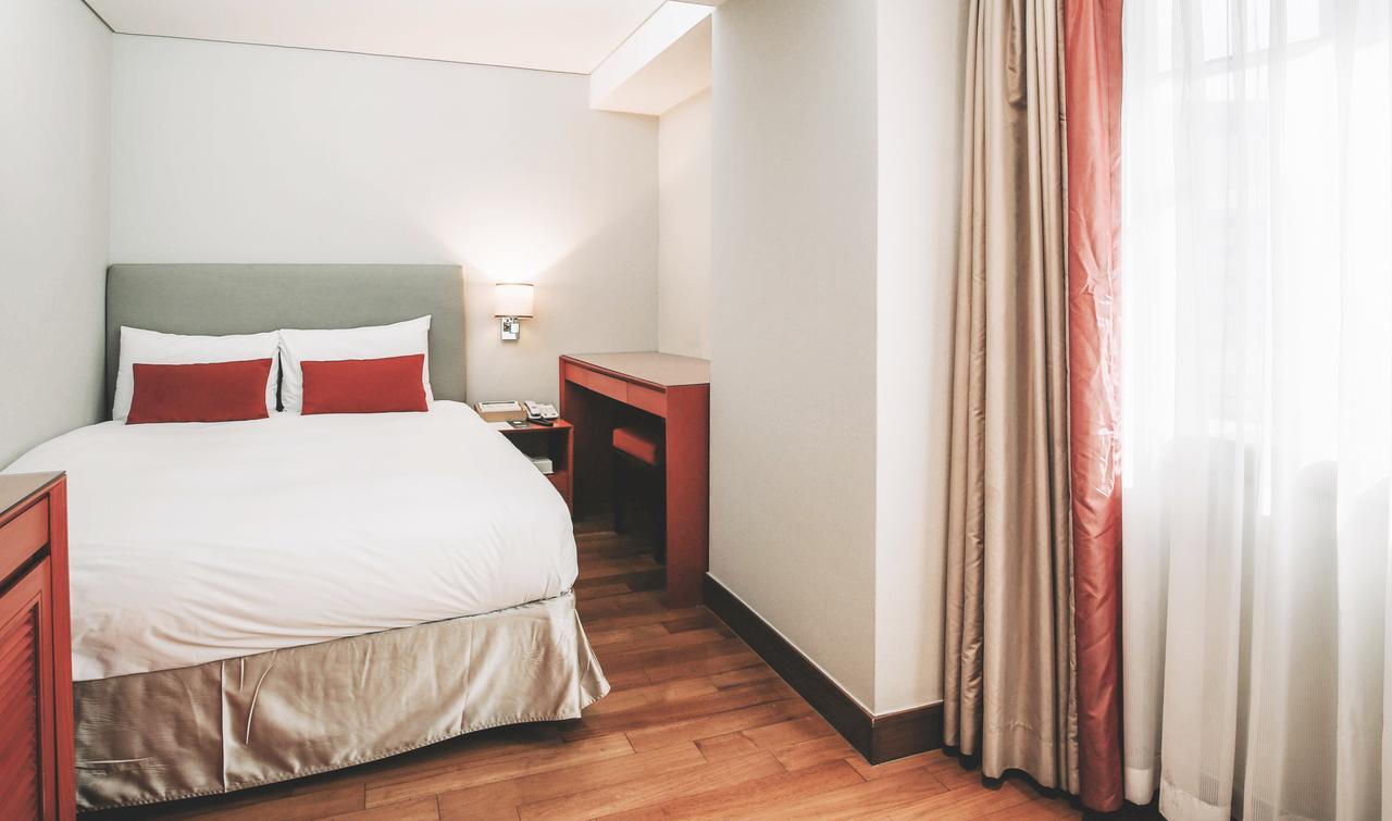 Hotel Prince Seul Esterno foto