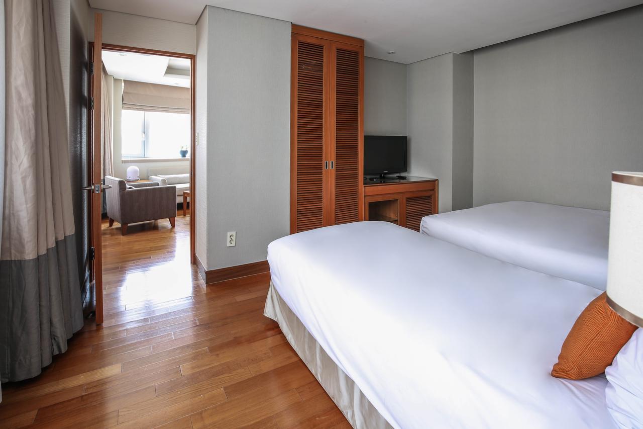 Hotel Prince Seul Esterno foto