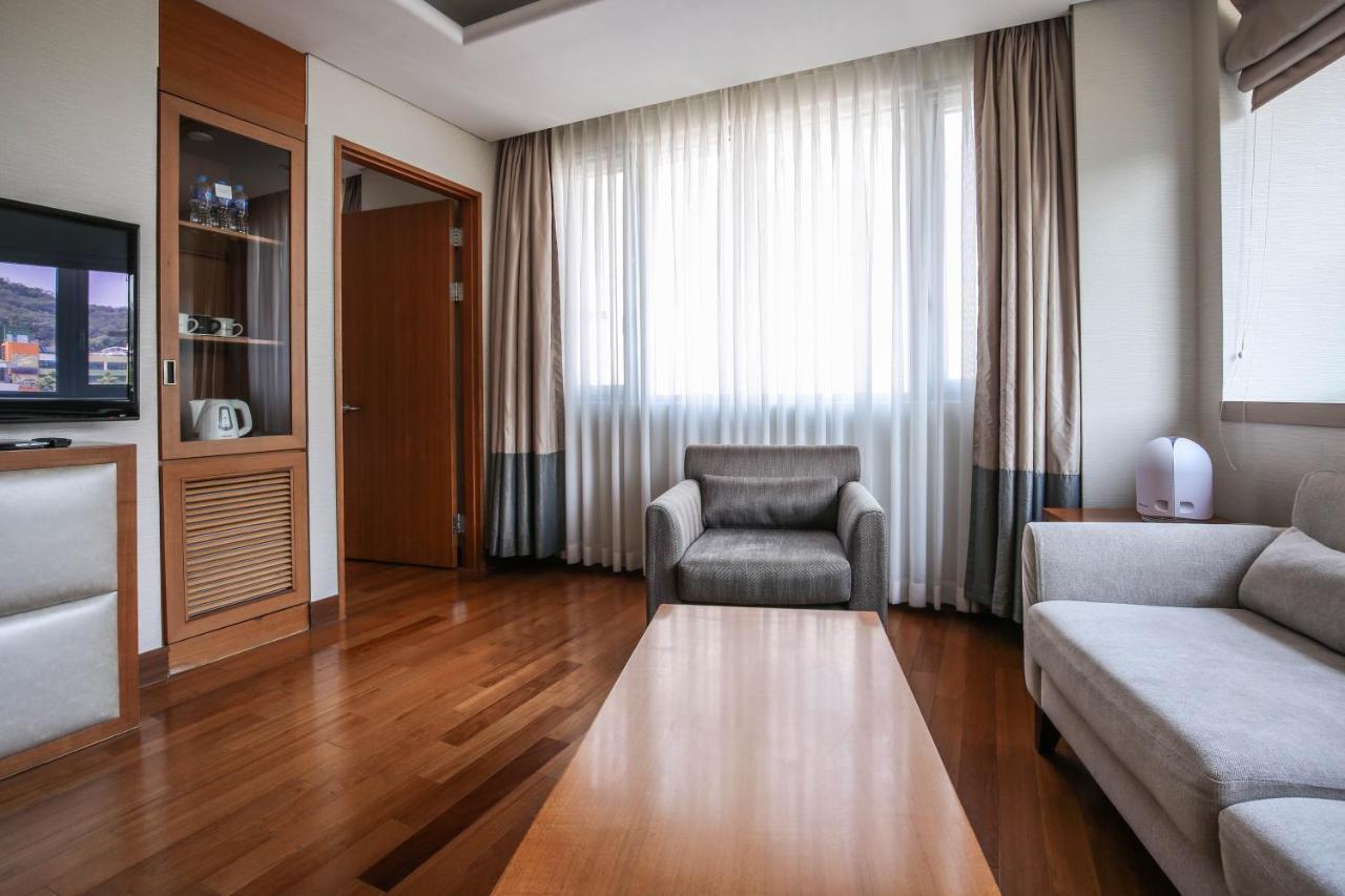 Hotel Prince Seul Esterno foto
